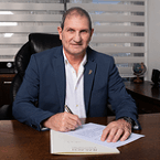 עו"ד ונוטריון ראובן מלאך