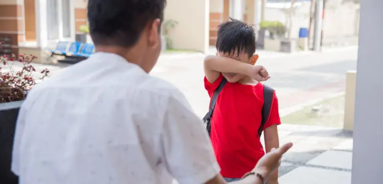 "אמא, אני לא רוצה ללכת לאבא" - מה עושים כשהילד מסרב לפגוש את ההורה?
