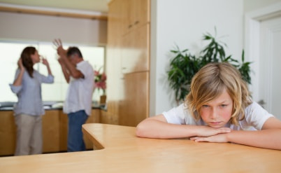 הכרעה בסכסוך משמורת - הילדים יוחזרו לאביהם שבאנגליה